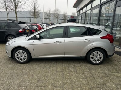 Ford-Focus-1